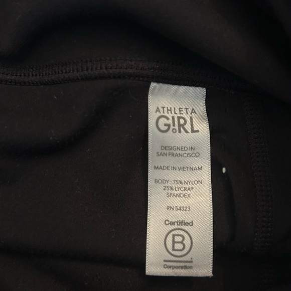 ATHLETA Girl Stash Your Treasures Capri Leggings- Black/ Size XXL (16) - Picture 11 of 11